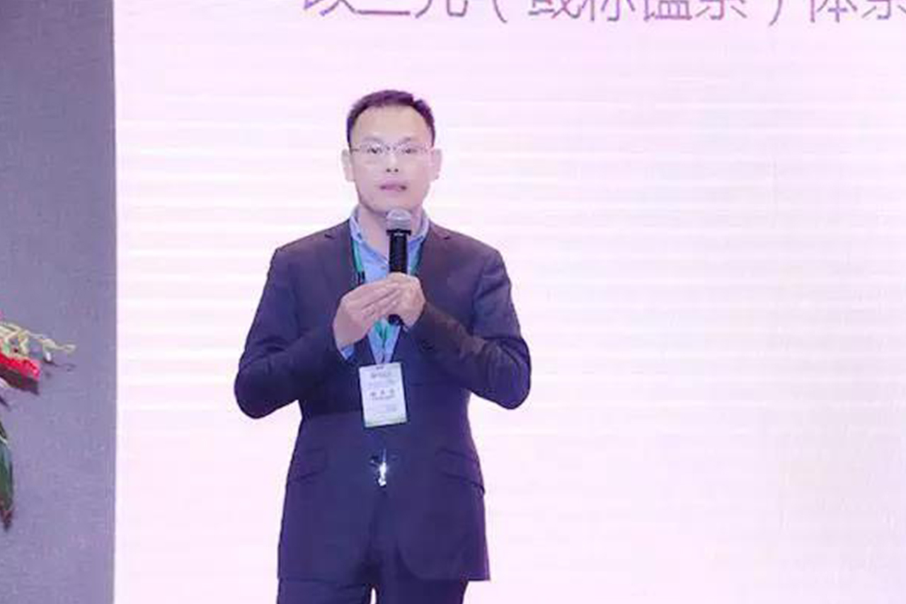 12博官网锂能赞助并出席第三届中国新能源汽车总工技术峰会暨第二届运营商与车企对接采购交流会3.jpg